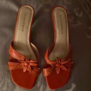 SAGHARBOR womens high heel shoes size 8M in beautiful coral color.